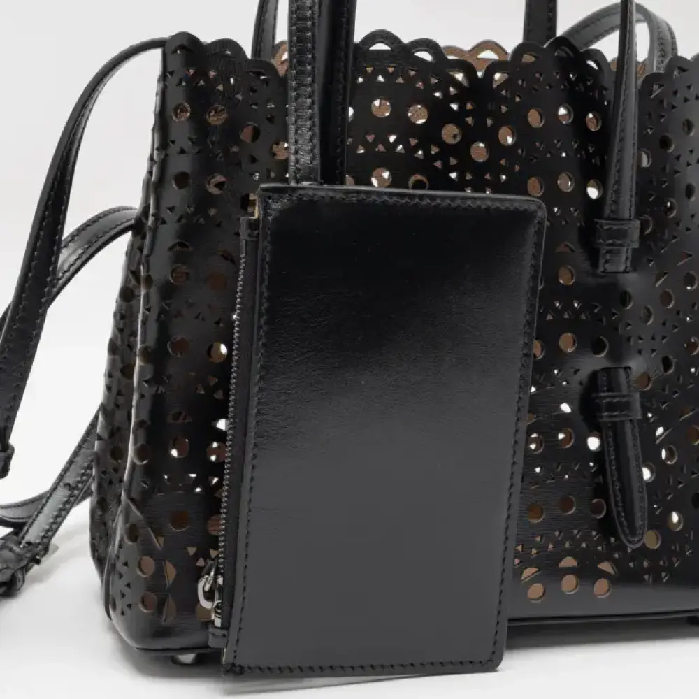 ALAIA MINA 20 BAG VIENNE WAVE CALFSKIN black