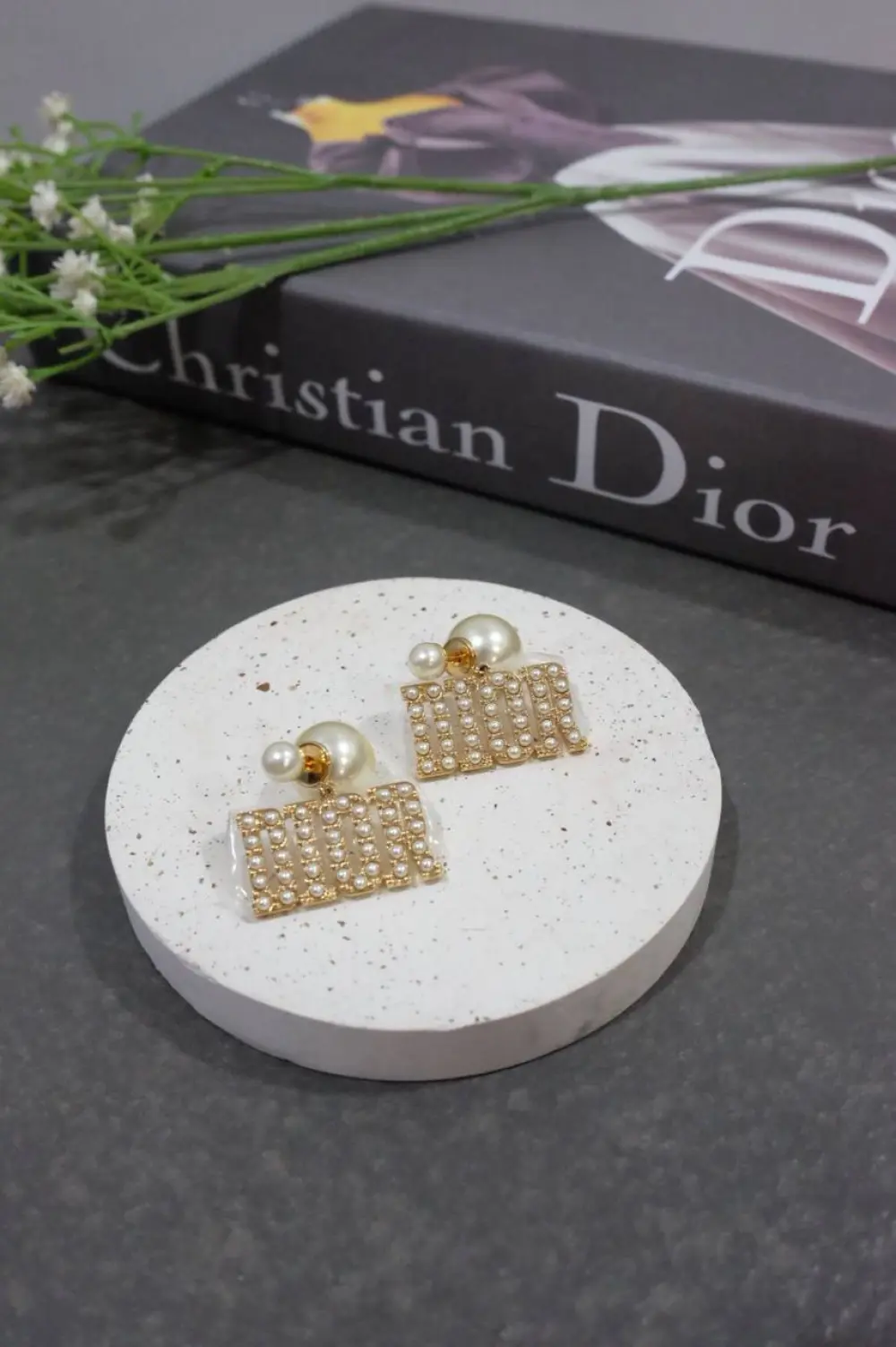DIOR EARRING ANTING TRIBAL - DIOR PEARL ghw