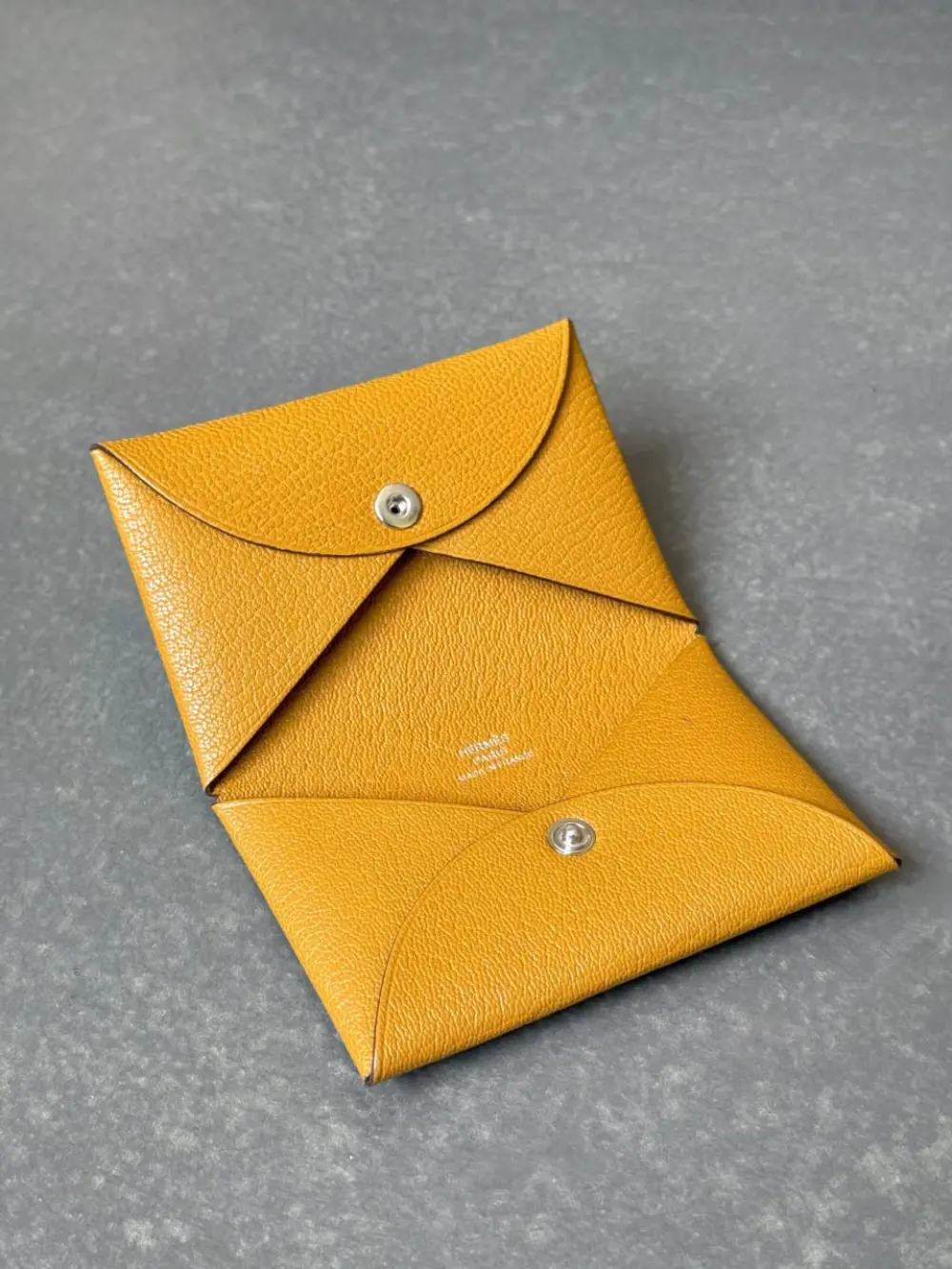 HERMES CALVI CARD HOLDER CARAMEL CHEVRE MYSORE