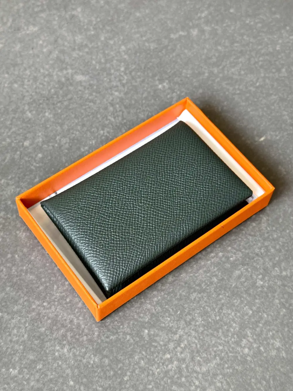 HERMES CALVI CARD HOLDER VERT MANGROVE EPSOM