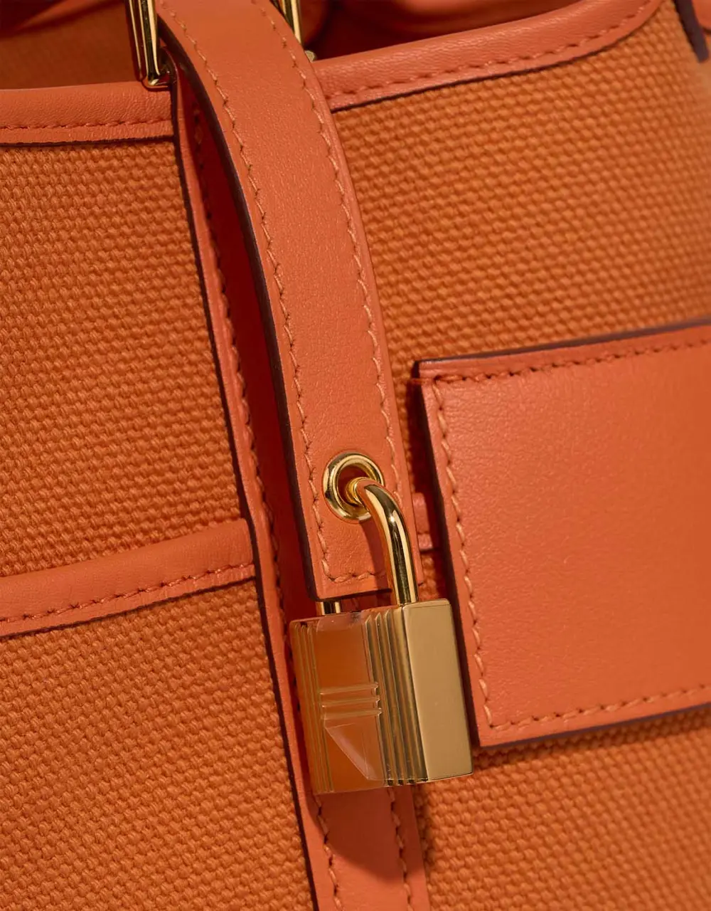 HERMES PICOTIN 18 CARGO ORANGE GHW
