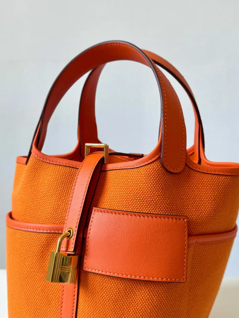 HERMES PICOTIN 18 CARGO ORANGE GHW