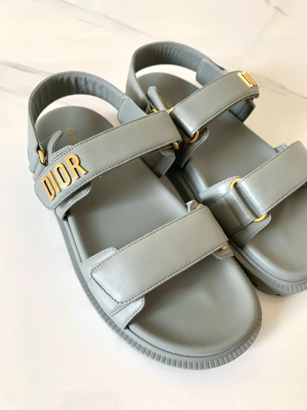 DIOR DAD stone grey