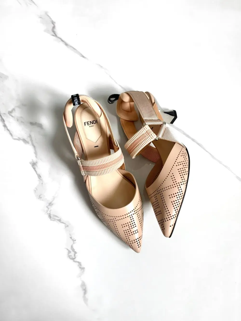 FENDI COLIBRI SLINGBACK 5,5CM LASERCUT nude leather