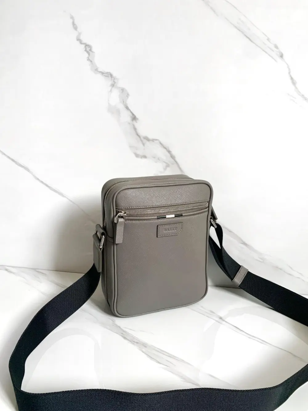 BALLY PABLO BOVINE EMBOSSED CROSSBODY BAG grey