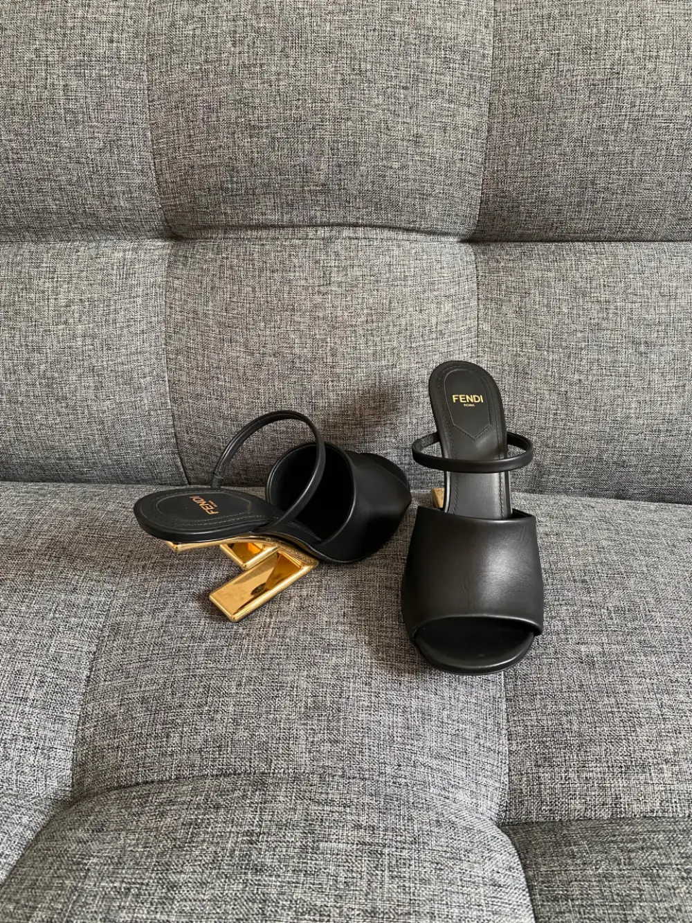 FENDI FIRST WIDE BAND STRAP SANDALS HEELS 9,5CM black leather
