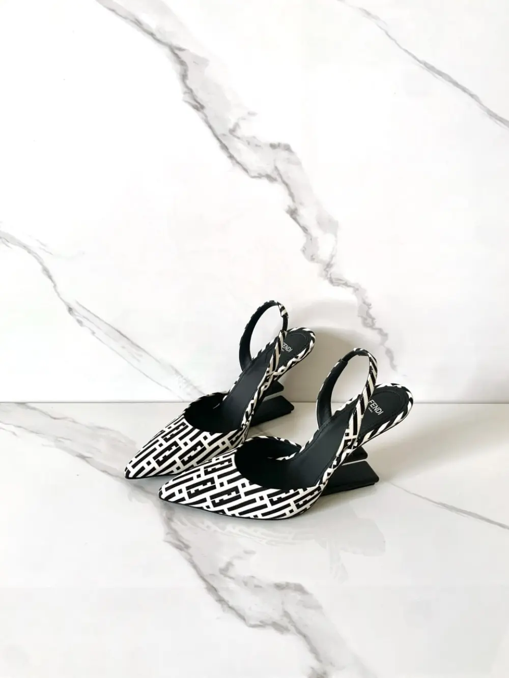 FENDI GEOMETRIC PATTERN STILETTO HEELS 9CM black white