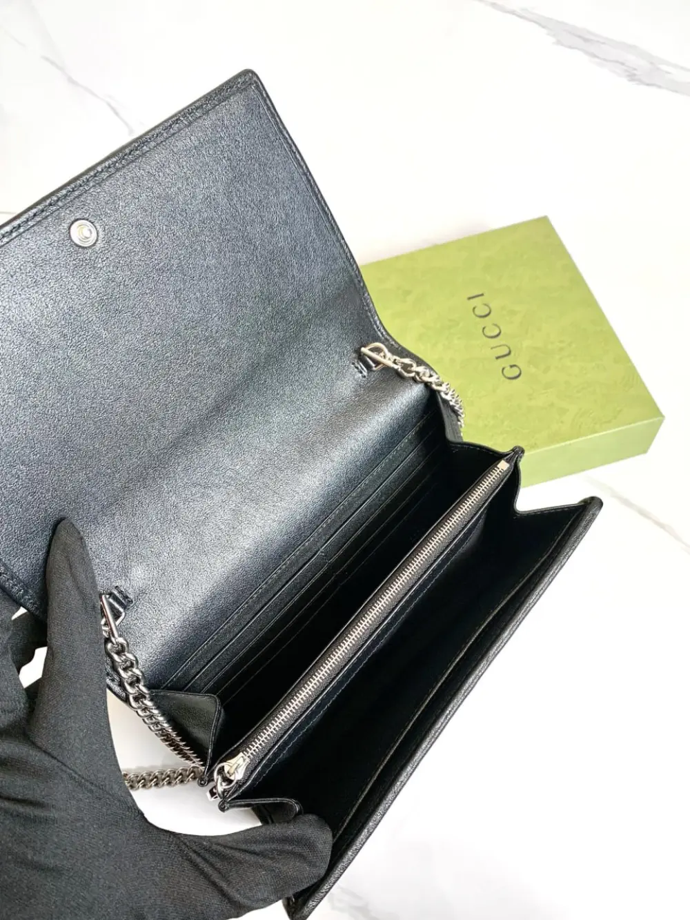 GUCCI BLONDIE CONTINENTAL WOC black shw