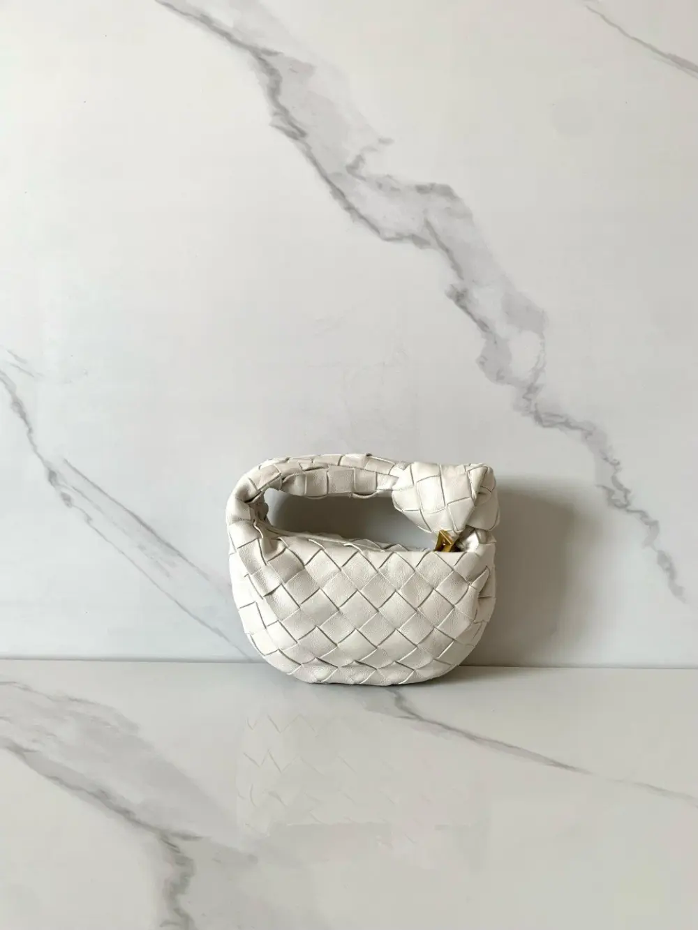 BOTTEGA VENETA BV CANDY JODIE white ghw