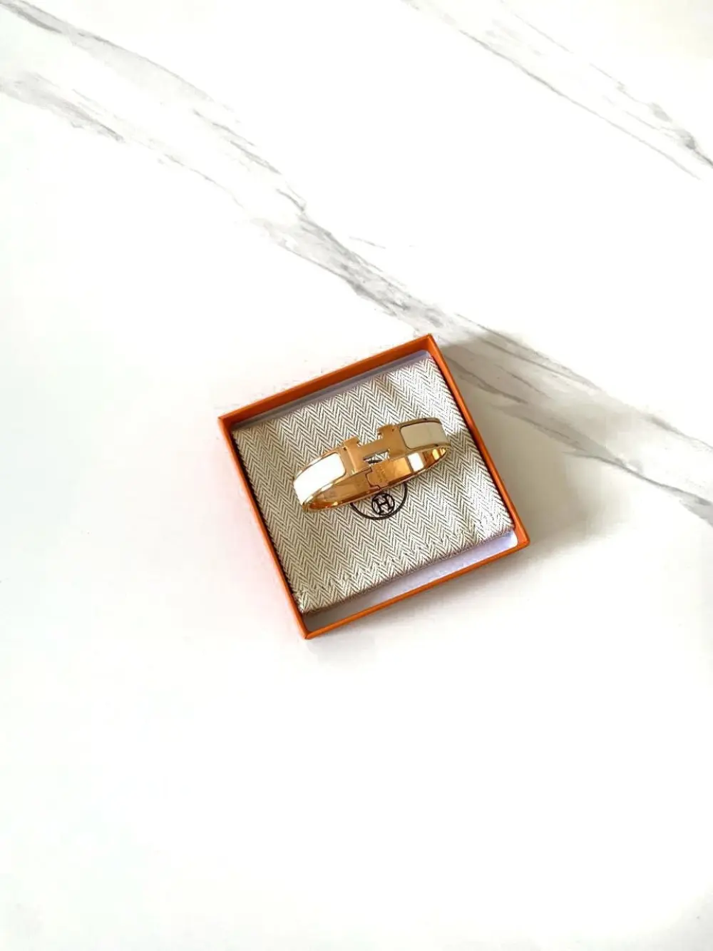 HERMES CLIC H BRACELET white ghw