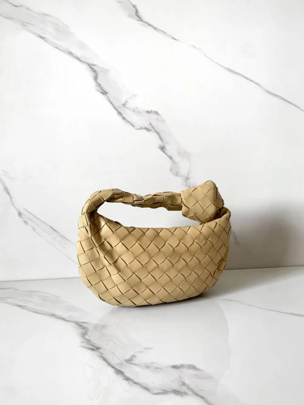 BOTTEGA VENETA BV MINI JODIE porridge ghw