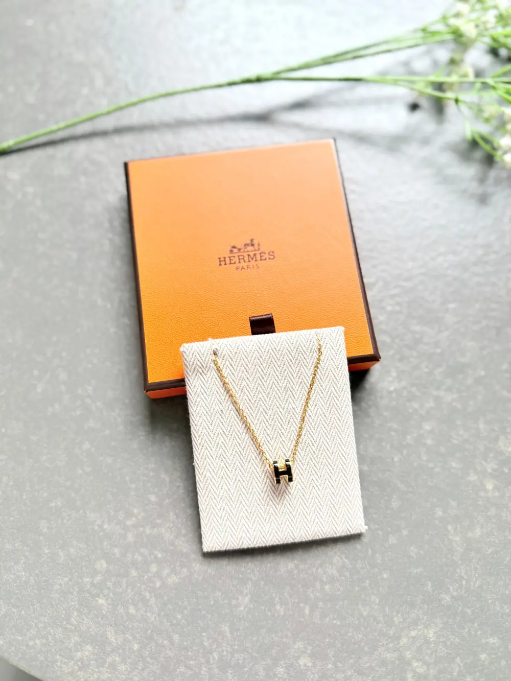 HERMES NECKLACE POP H MINI black ghw