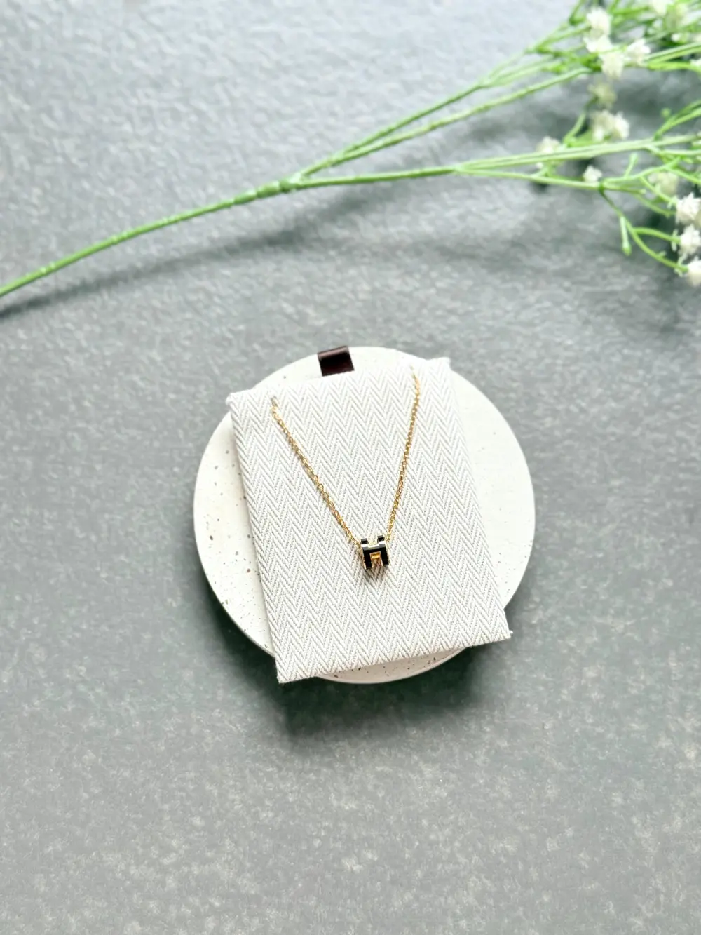 HERMES NECKLACE POP H MINI black ghw