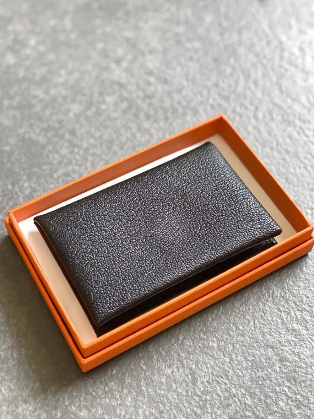 HERMES CALVI CARD HOLDER black chevre mysore