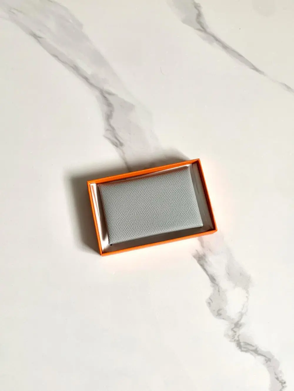 HERMES CALVI CARD HOLDER blue glacier epsom