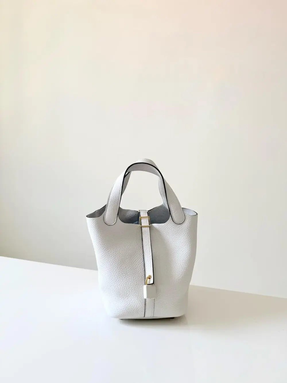 HERMES PICOTIN 18 new white ghw