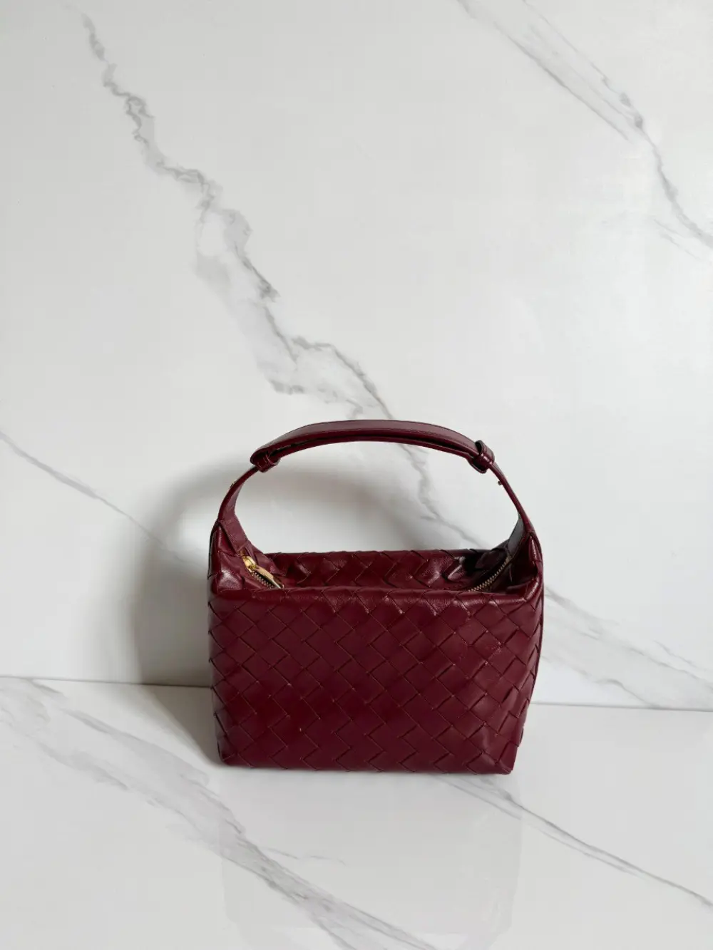 BOTTEGA VENETA BV MINI WALLACE barolo ghw