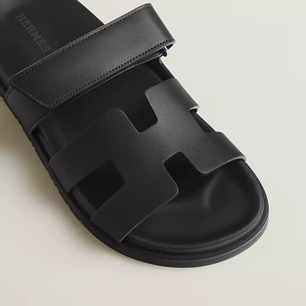 HERMES CHYPRE all black