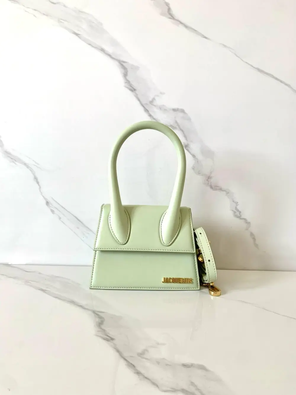 JACQUEMUS MOYEN MEDIUM green