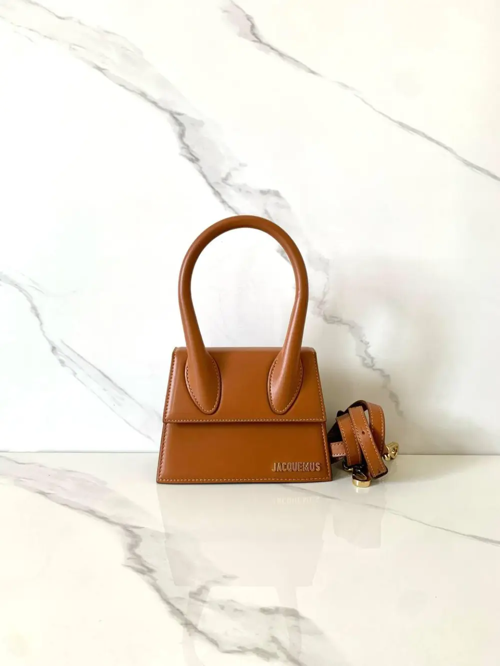 JACQUEMUS MOYEN MEDIUM tan