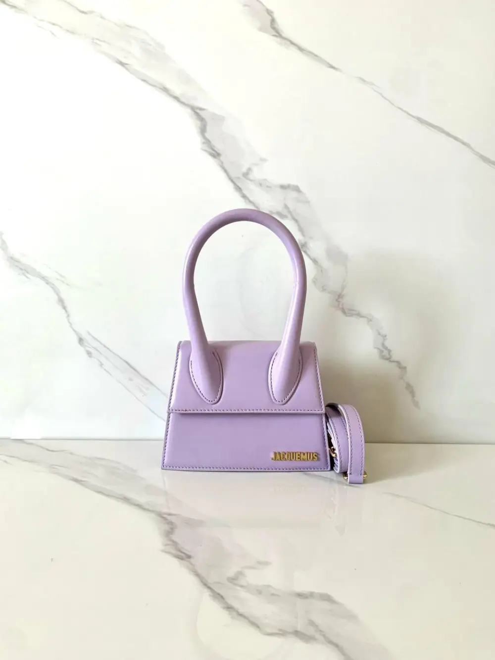 JACQUEMUS MOYEN MEDIUM lilac