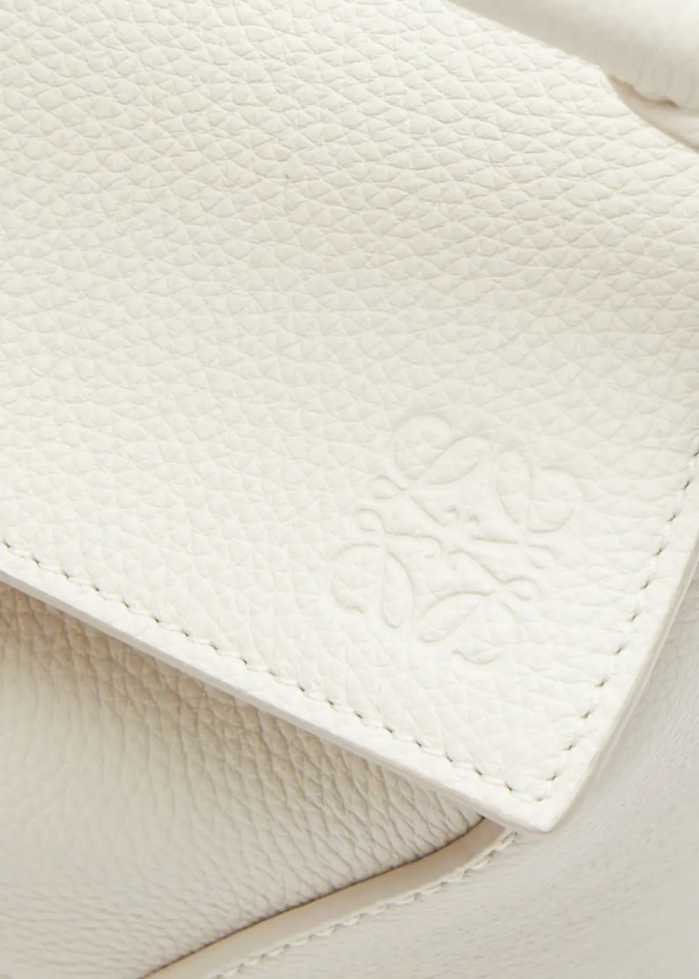 LOEWE SMALL PUZZLE BAG SOFT GRAINED CALFSKIN soft white shw