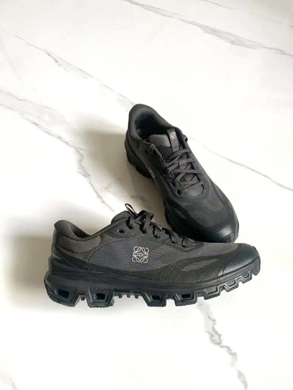 LOEWE X ON CLOUDVENTURE 2.0 SNEAKERS gunmetal gris