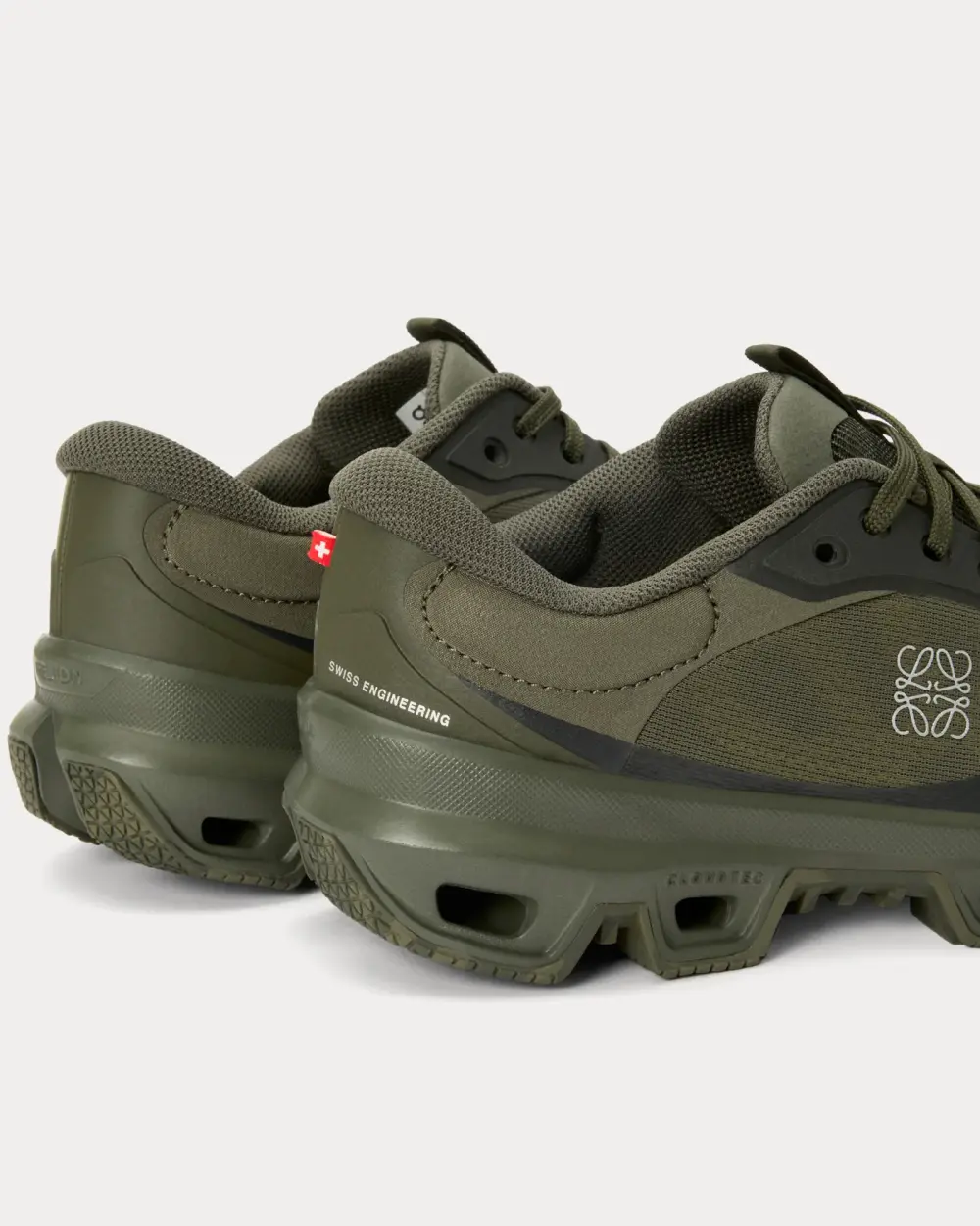 LOEWE X ON CLOUDVENTURE 2.0 SNEAKERS khaki green
