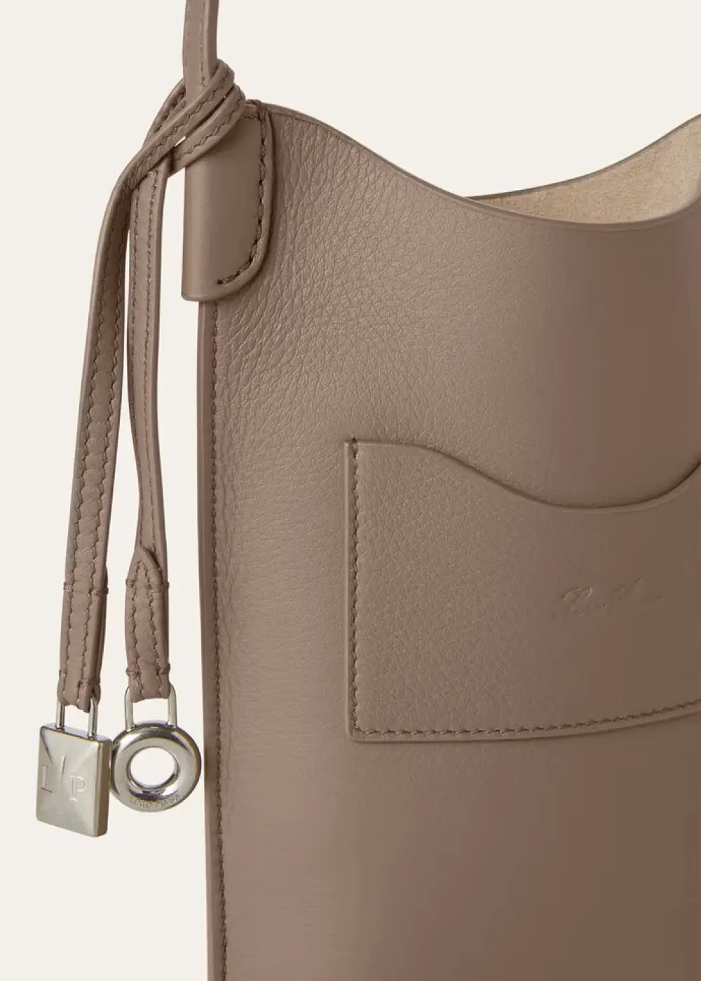 LORO PIANA BALE PHONE CASE W/ EXTRA POCKET CHARMS warm mastic (d05s)