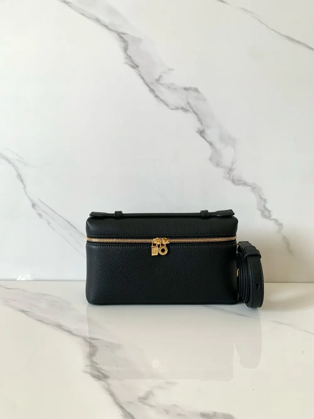 LORO PIANA EXTRA POCKET L19 black (8000)