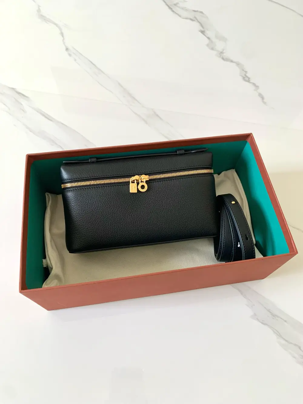 LORO PIANA EXTRA POCKET L19 black (8000)