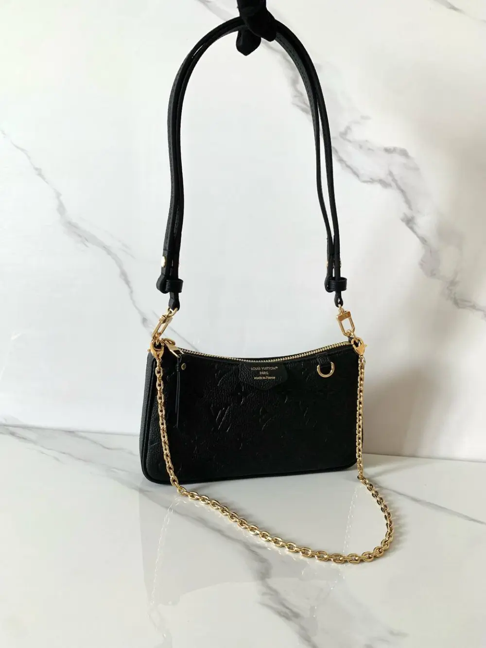 LOUIS VUITTON LV EASY POUCH ON STRAP empreinte leather black