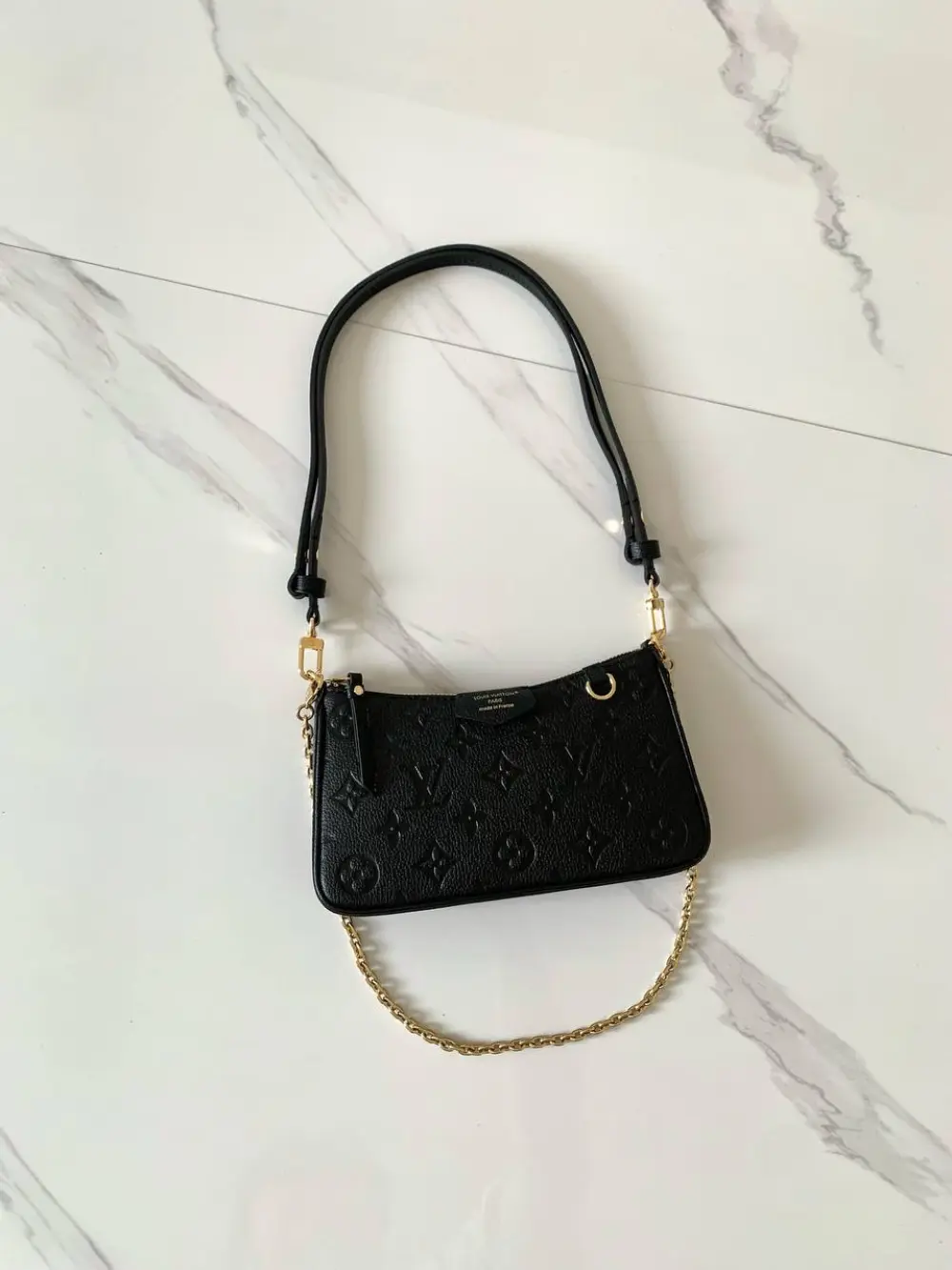 LOUIS VUITTON LV EASY POUCH ON STRAP empreinte leather black