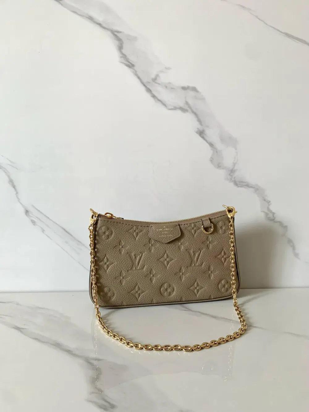 LOUIS VUITTON LV EASY POUCH ON STRAP empreinte leather gris tourterelle