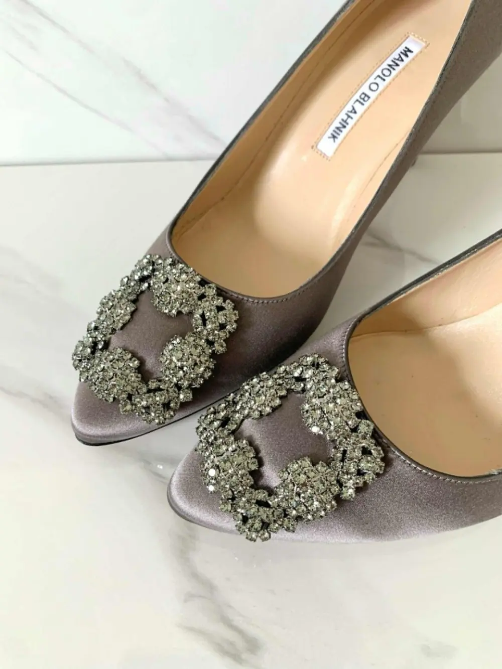 MANOLO BLAHNIK HANGISI HEELS 7CM dark grey - dark crystal
