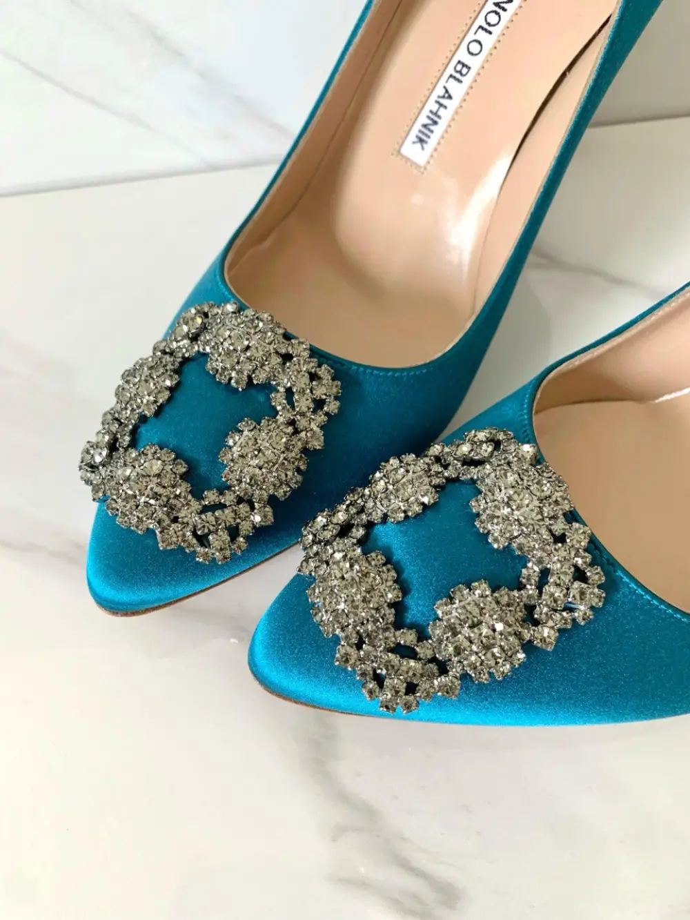MANOLO BLAHNIK HANGISI HEELS 9CM blue ocean