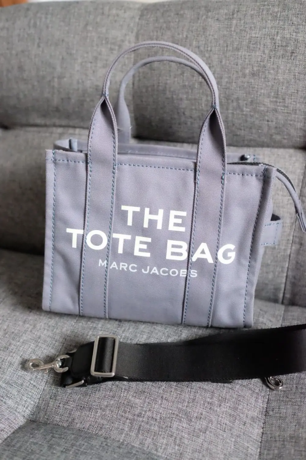 MARC JACOB MINI TRAVEL TOTEBAG blue shadow