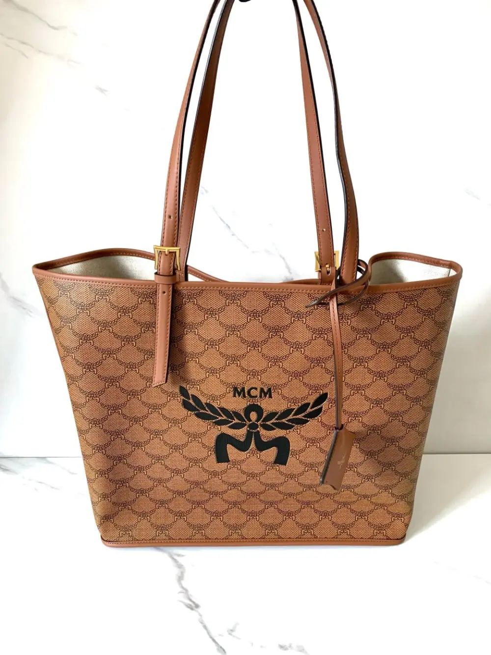 MCM MEDIUM HIMMEL LAURETOS LEATHER TOTE BAG cognac