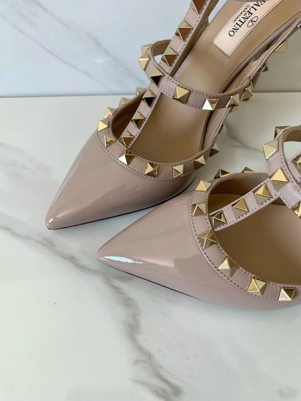 VALENTINO HEELS 10CM ROCKSTUD nude poudre patent