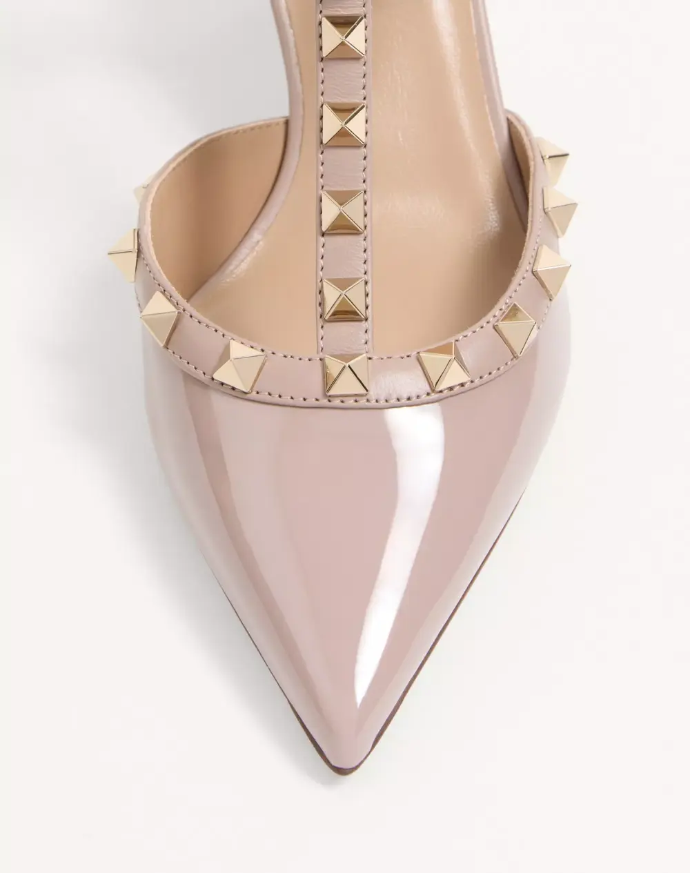 VALENTINO KITTEN HEELS 6CM ROCKSTUD nude poudre patent