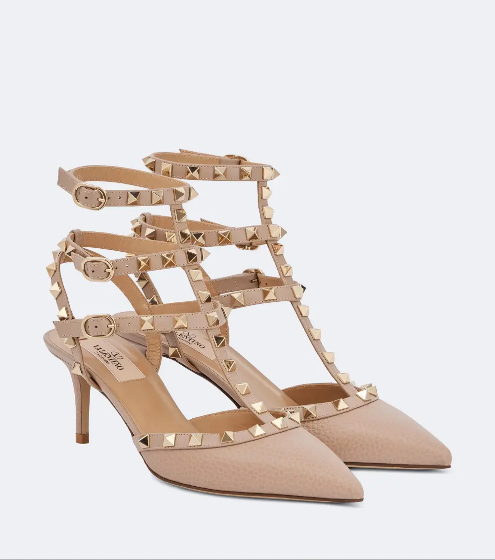 KITTEN HEELS 6CM ROCKSTUD · nude poudre grained