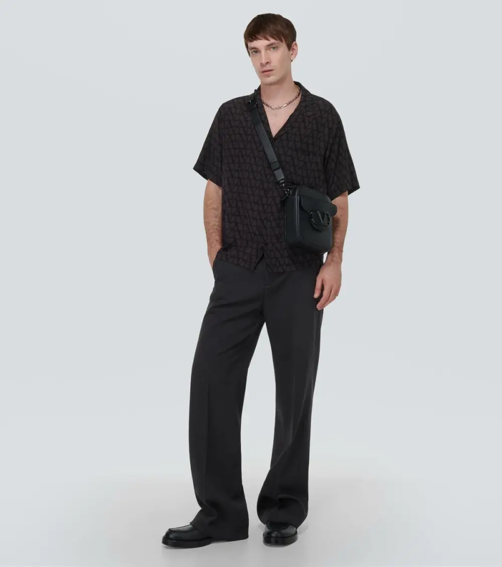 VALENTINO VLOGO CROSSBODY LOCO LEATHER BAG all black