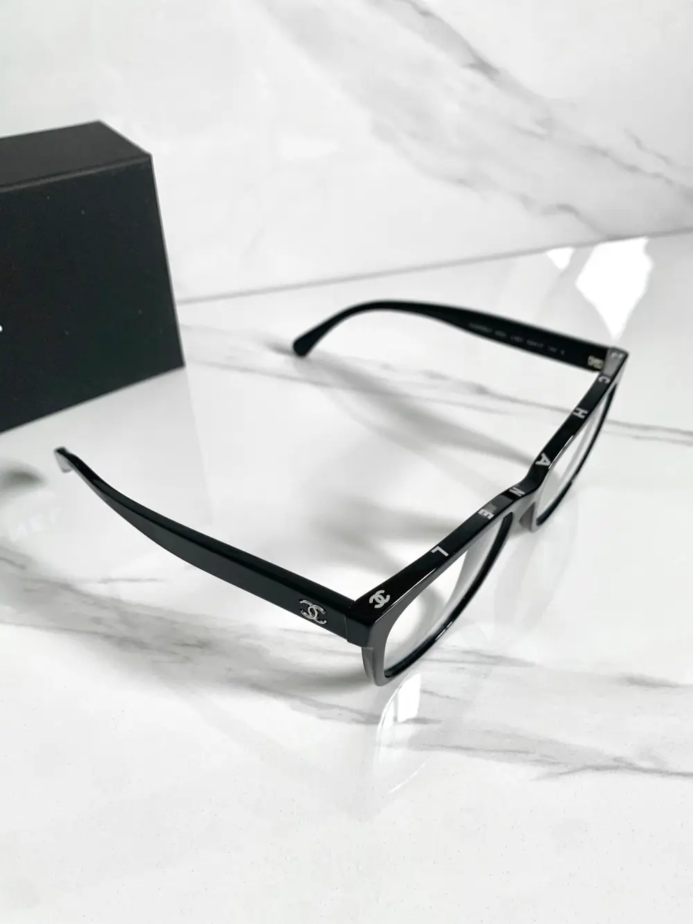 CHANEL OPTIC GLASSES TOP LOGO black