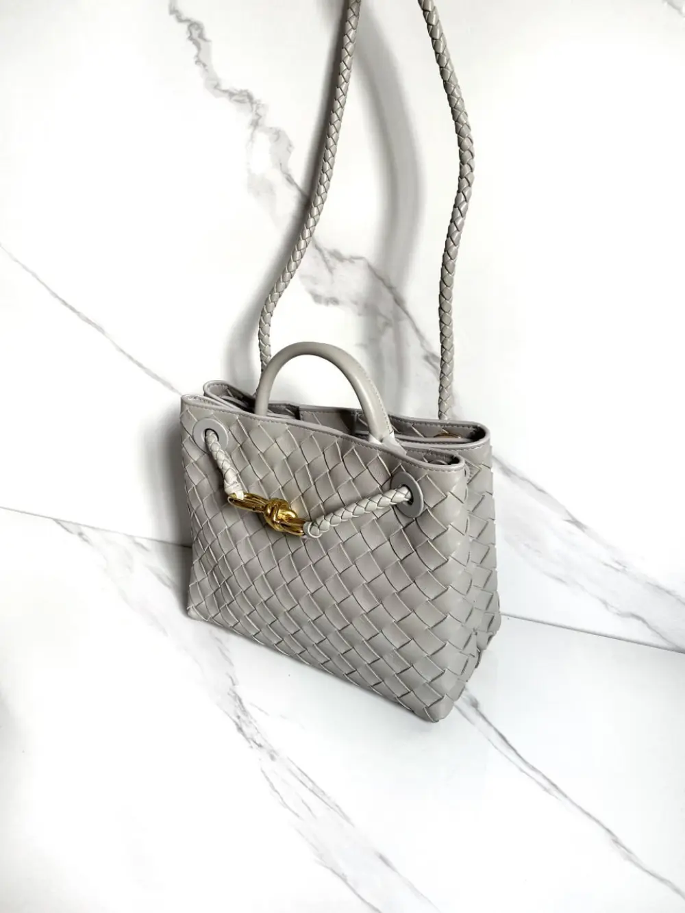 BOTTEGA VENETA BV SMALL ANDIAMO BAG STERLING
