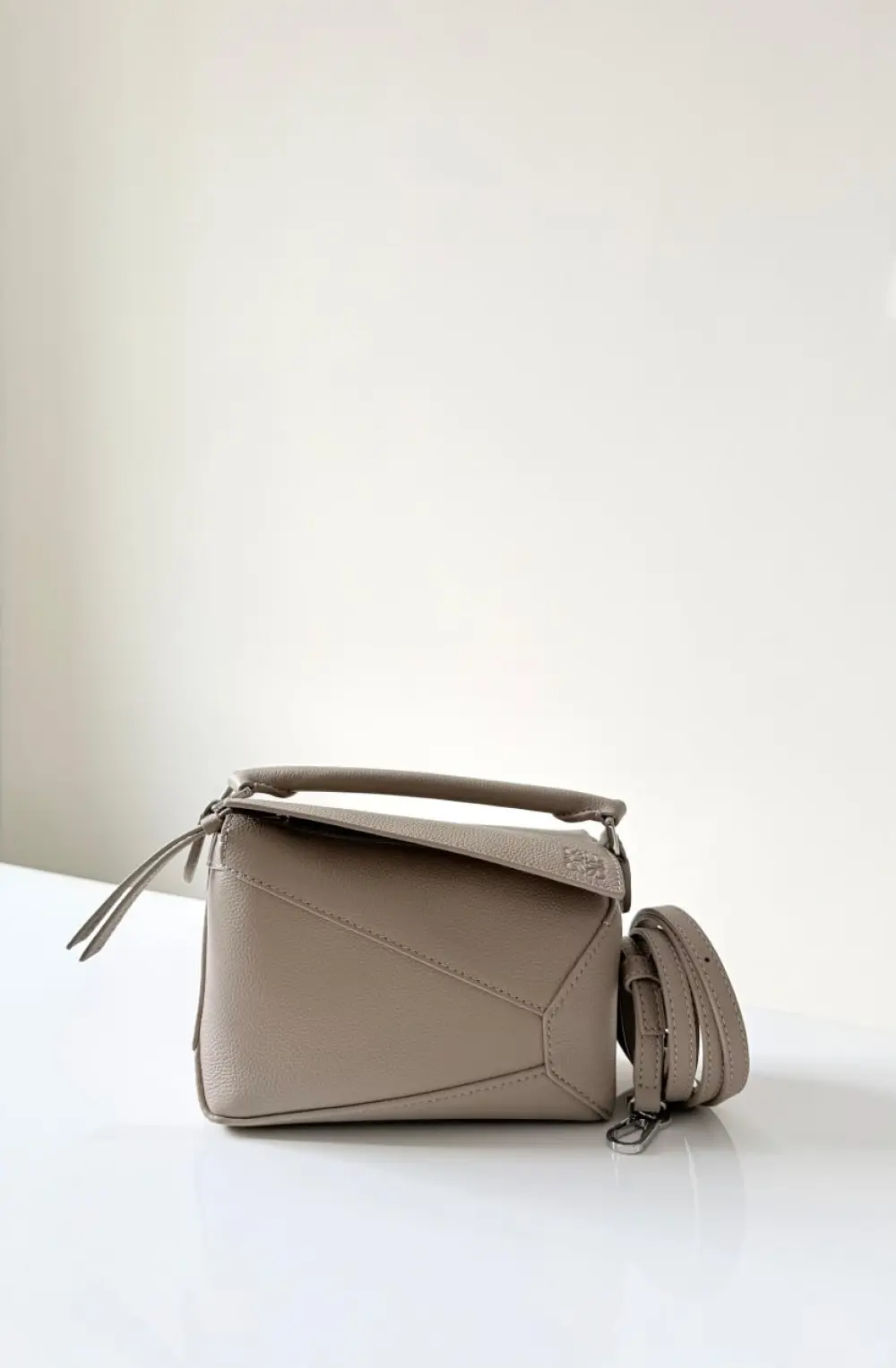 LOEWE MINI PUZZLE BAG CLAY SHW