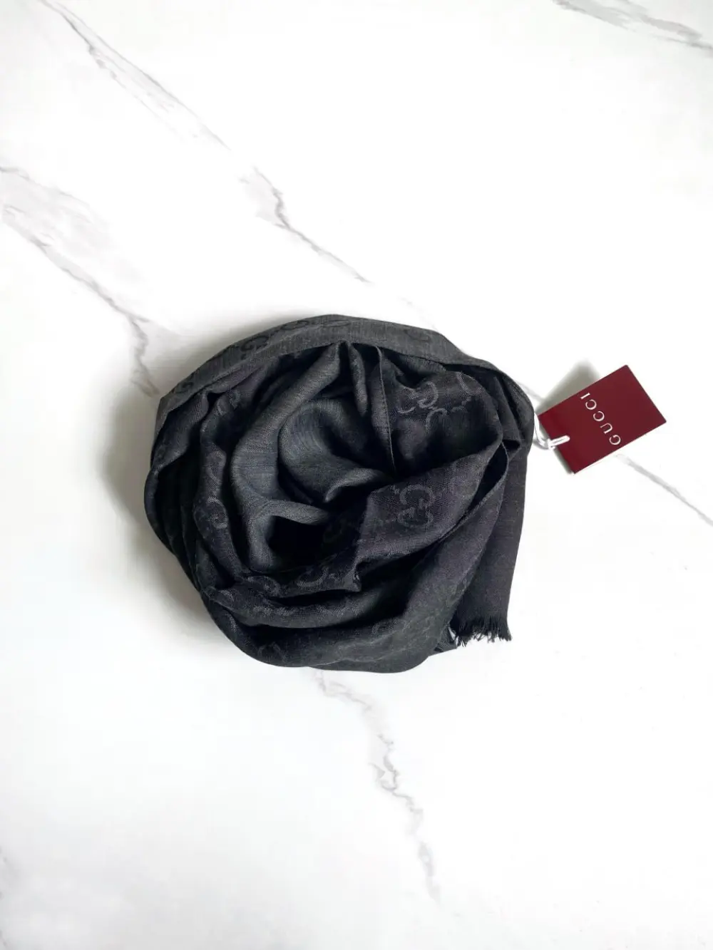 GG SHAWL · BLACK
