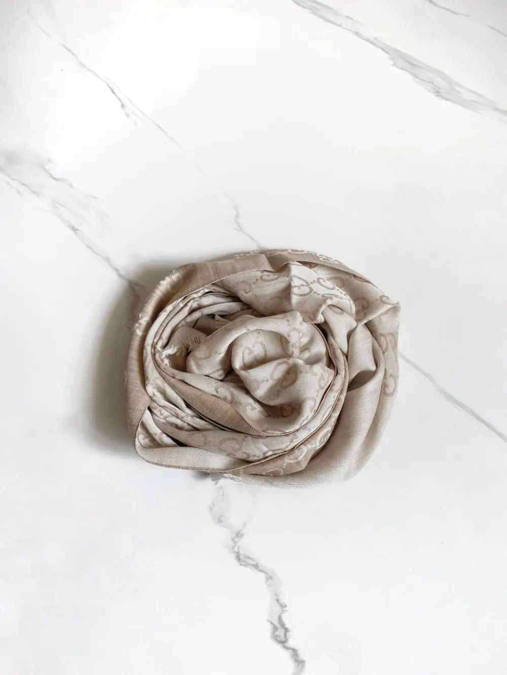 GG SHAWL · BEIGE