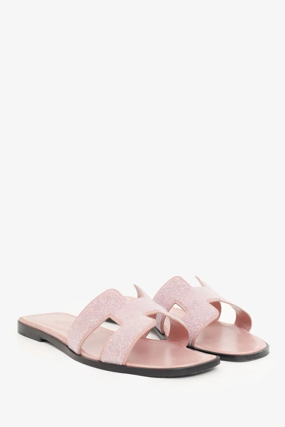 ORAN · CRYSTAL PINK