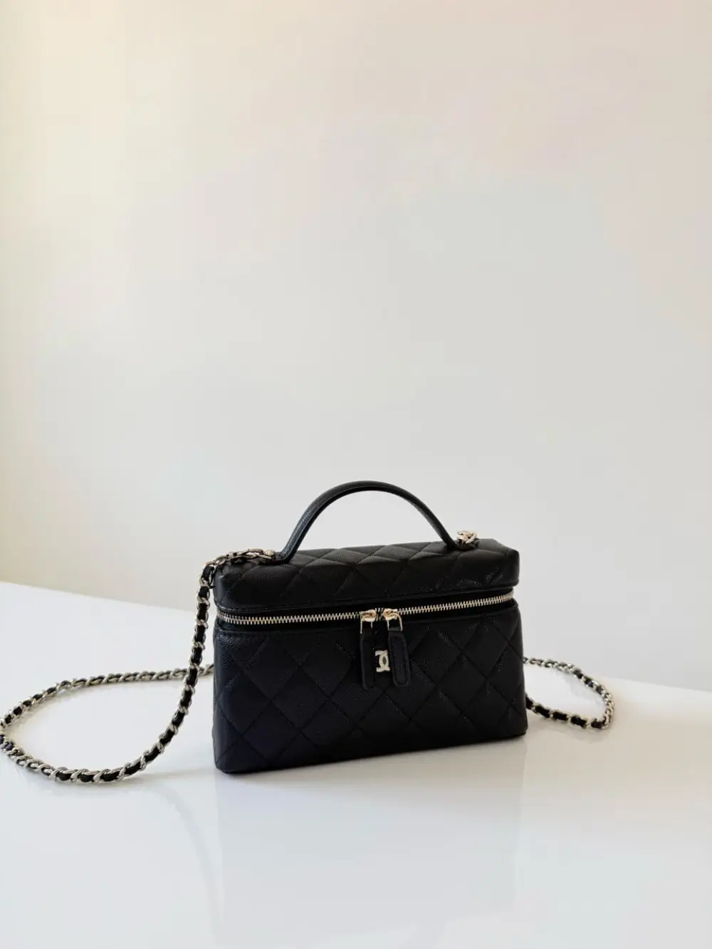 CHANEL VANITY CLUTCH BLACK GHW