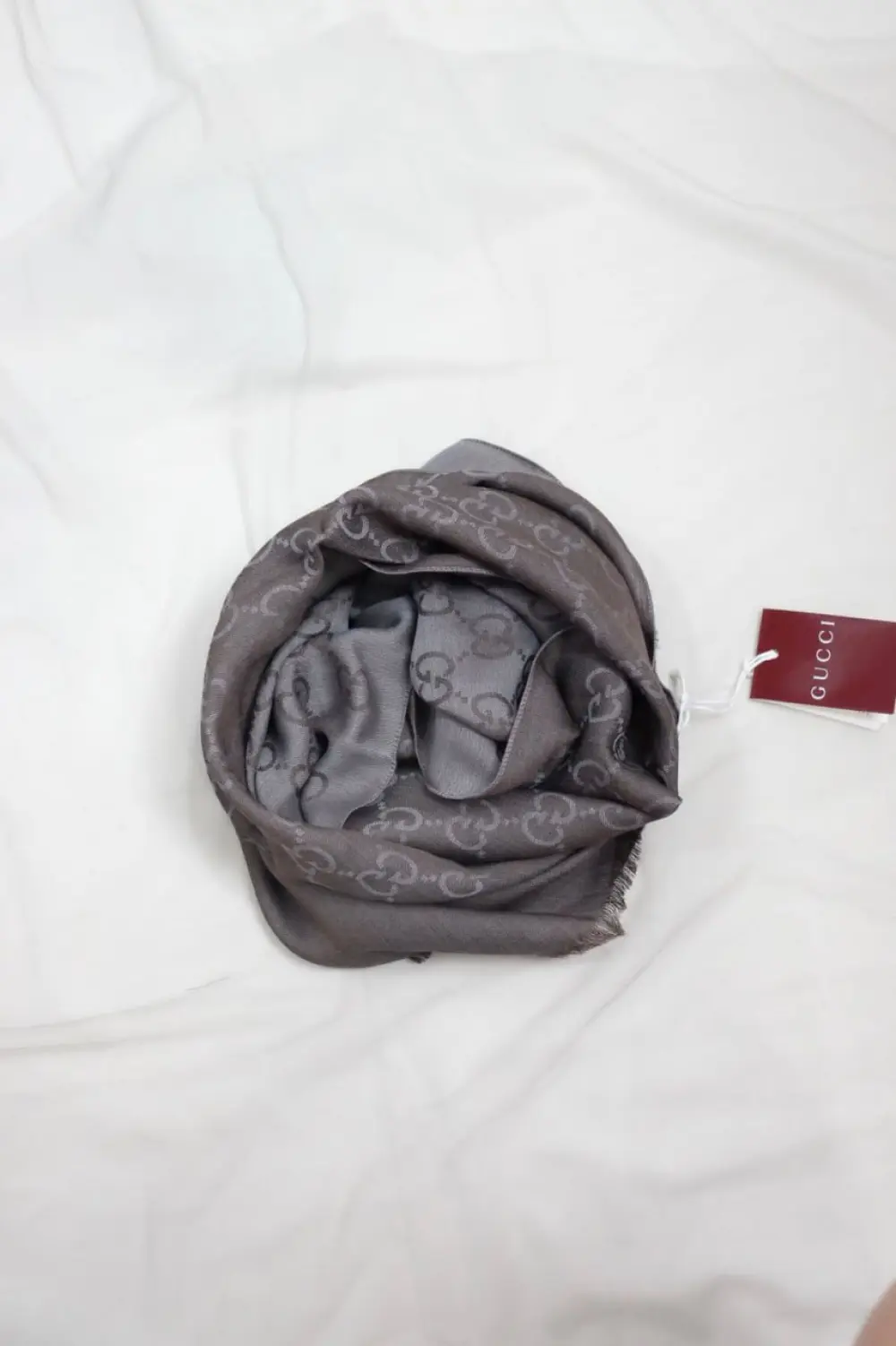 GG SHAWL · DARK GREY